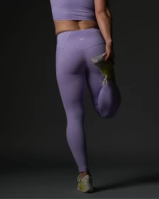Purple leggings